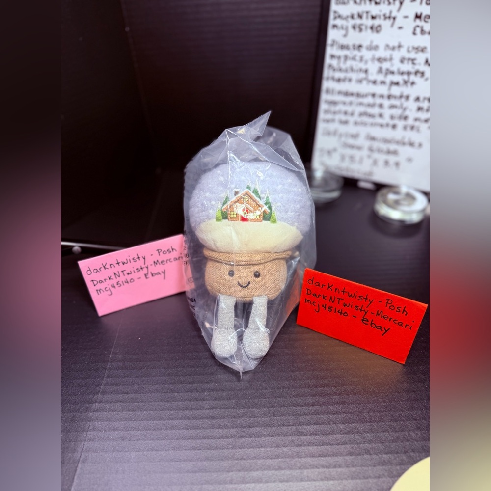 BNWT JELLYCAT AMUSEABLES SNOW GLOBE - Picture 6 of 8